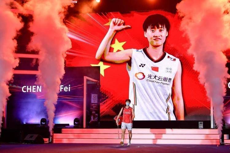 估计是巴不, 面临延误或 估计是巴不, 面临延误或