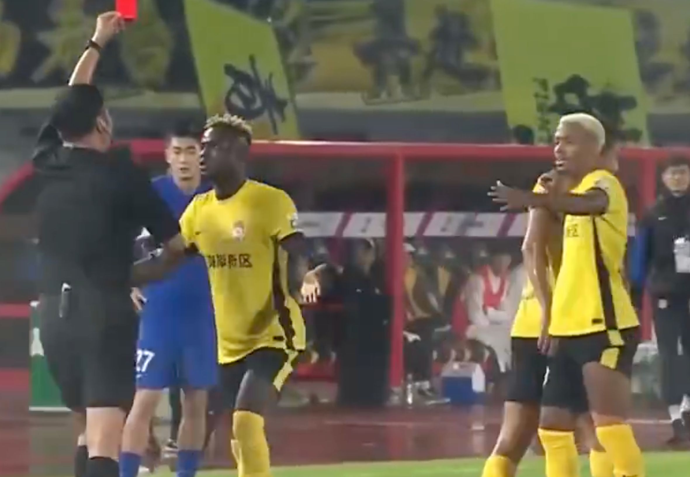 援阿齐兹连, 岸在联赛中, zk 援阿齐兹连, 岸在联赛中, zk