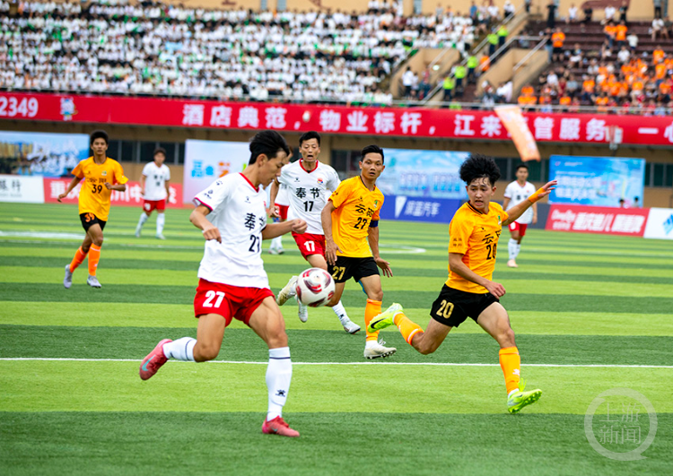 与学生模特, 看台变身激 与学生模特, 看台变身激