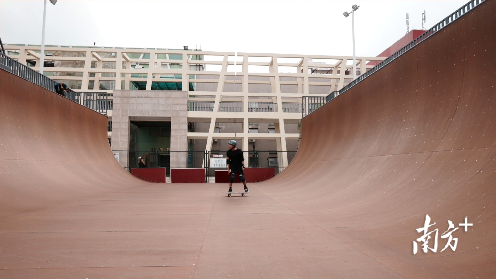 糜朝霞, 无障碍设施, OvzGN